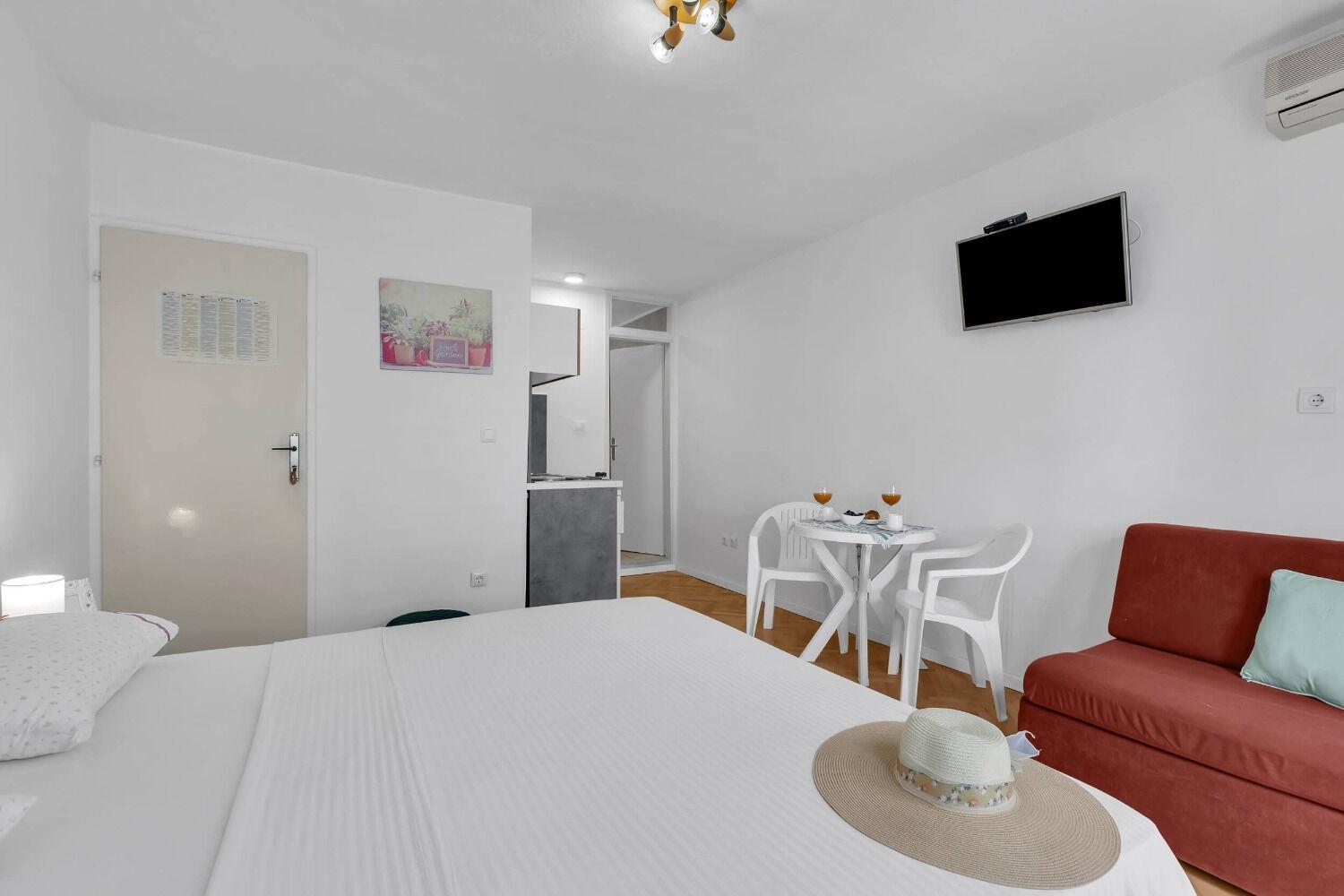 Apartment Ivica Makarska